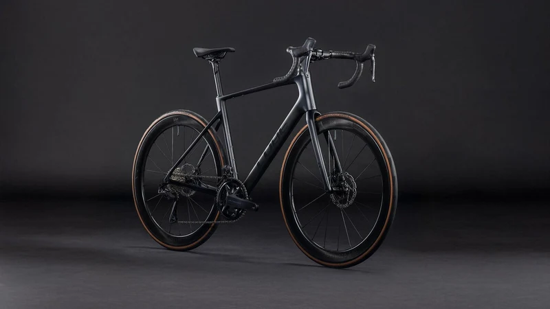 CUBE Attain C:62 SLT carbon´n´coalchrome