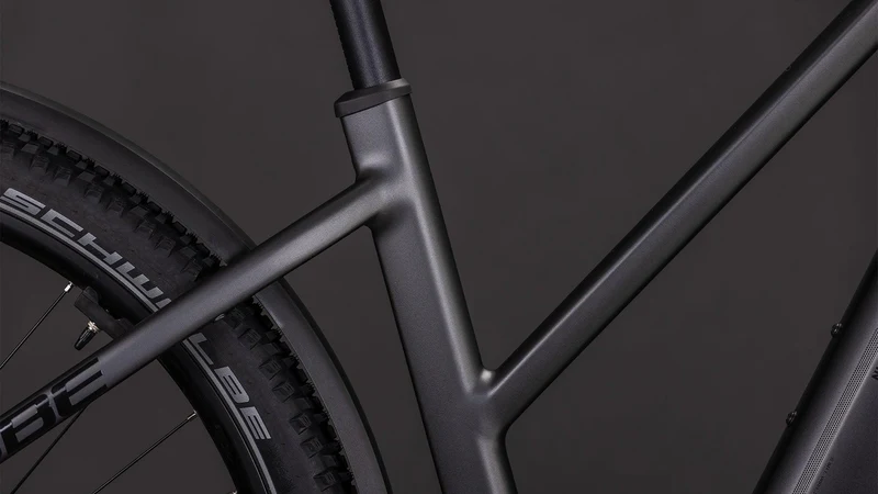 CUBE Nuride Hybrid Performance 600 slapgrey´n´black