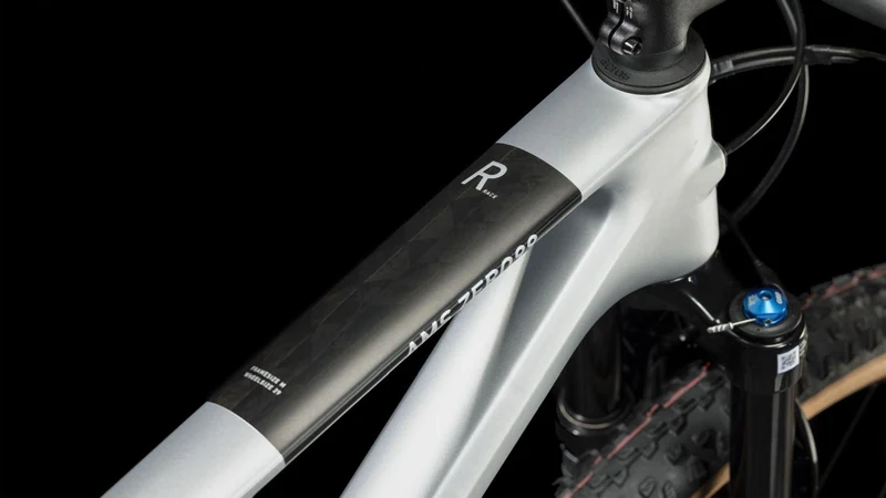 Cube AMS ZERO99 C:68X Race silver´n´black