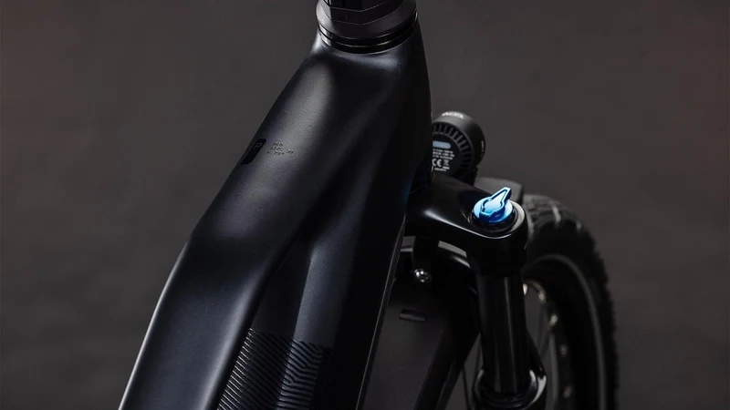 CUBE Kathmandu Hybrid Pro 800 coal´n´black