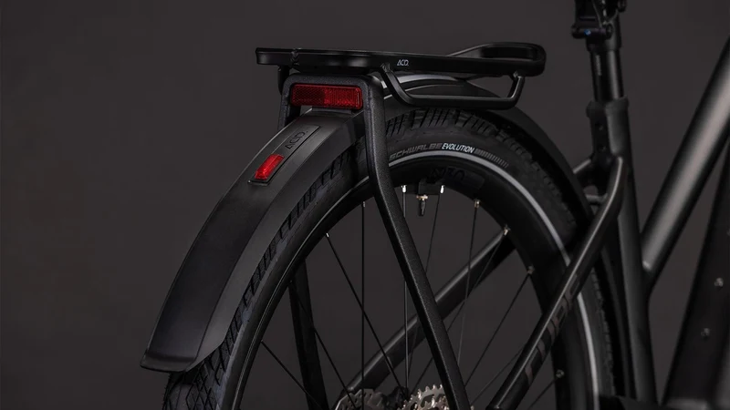 CUBE Kathmandu Hybrid SLX 800 silverdust´n´chrome