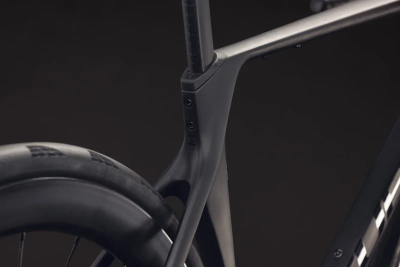 Cube Agree C:62 Pro carbon´n´black 2027