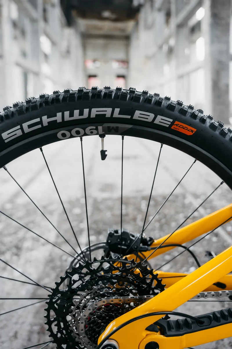 Nukeproof Reactor 290 Alloy Pro Eagle90 yellow