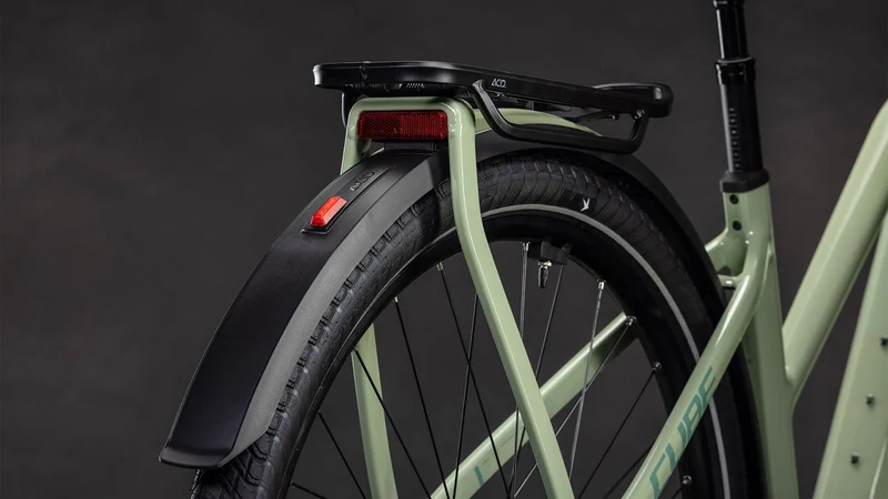 CUBE Kathmandu Hybrid ONE 800 pea´n´green
