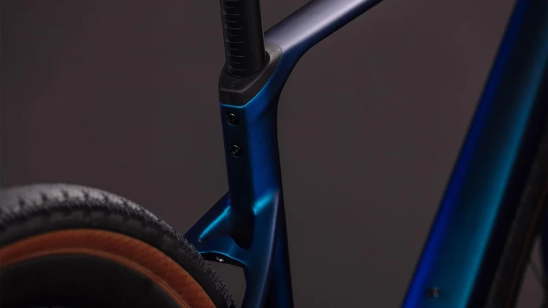 CUBE Nuroad C:62 Race nebula´n´blue