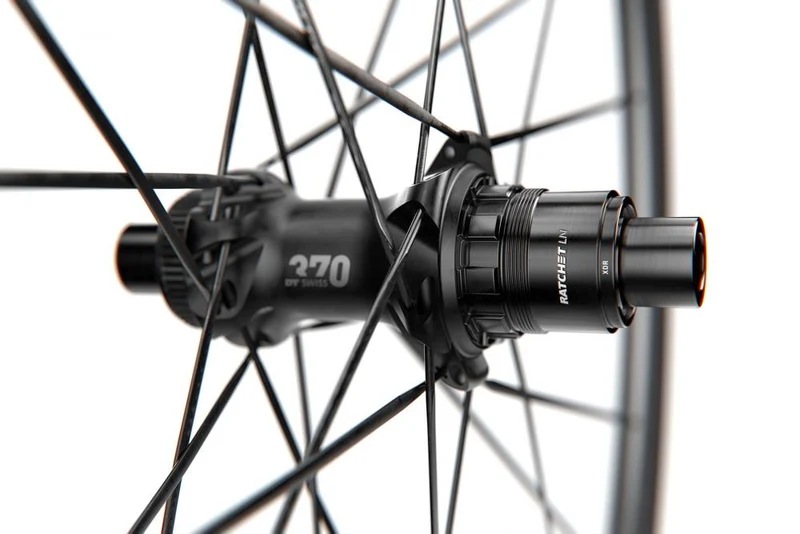 DT Swiss Laufrad E 1800 SPLINE 29" 622 x 23 mm schwarz - komfortstarkes Disc-Hinterrad