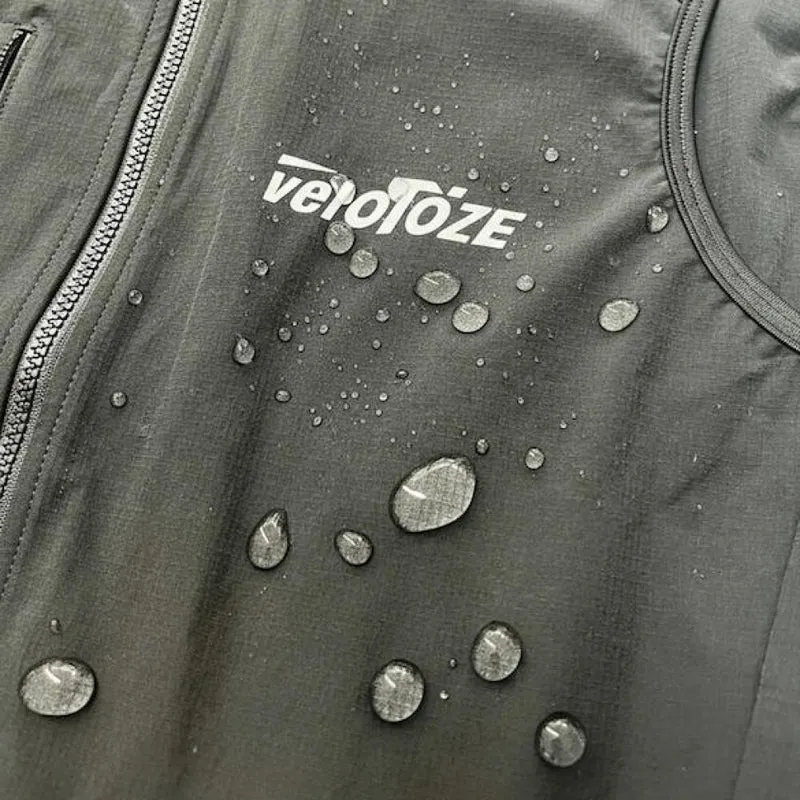 VeloToze Weste Core Shield S Schwarz - winddichter Schutz für Ganzjahresfahrer
