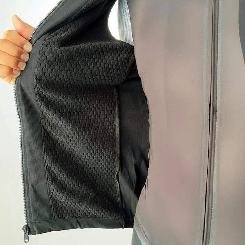 VeloToze Weste Core Shield XS Schwarz - winddichter Core-Schutz in moderner Ausführung
