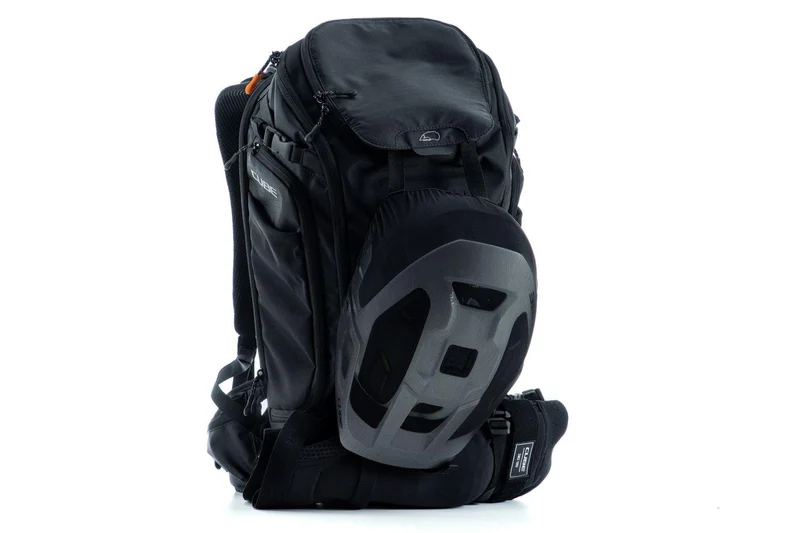 Cube Rucksack ATX 30