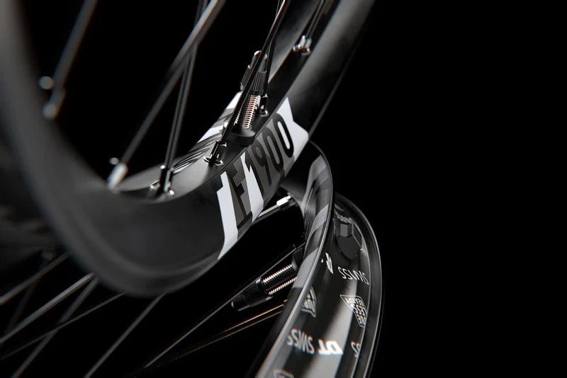 DT Swiss Laufrad F1900 Classic 29" 30, 622 x 30 mm Schwarz - robustes Bikepark-Vorderrad