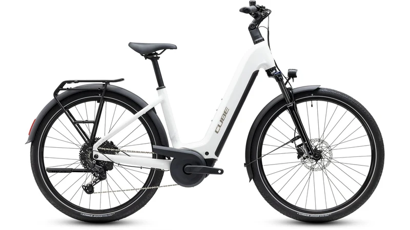 Cube Touring Hybrid ONE 600 WA