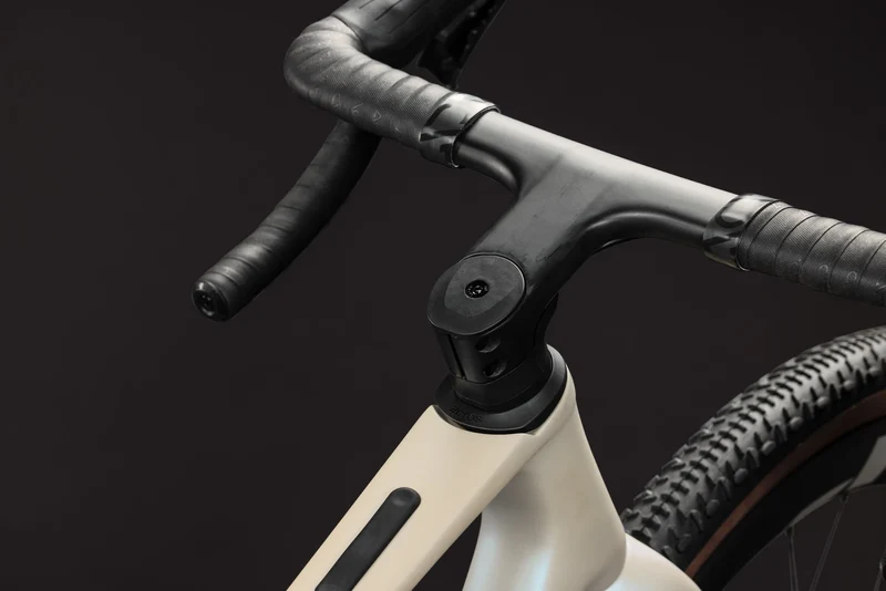 Cube Nuroad C:62 SLX glintsand´n´black 2027