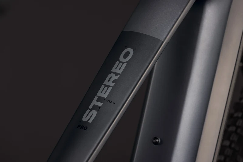 CUBE Stereo Hybrid ONE22 Pro 800 slabgrey´n´chrome
