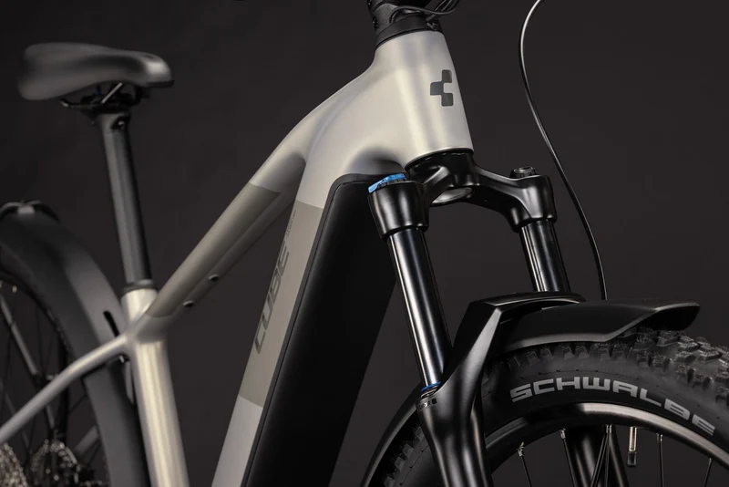 CUBE Reaction Hybrid ONE 720 FE pearlsilver´n´chrome