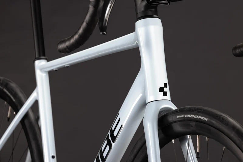 Cube Attain Race glacier´n´black 2027