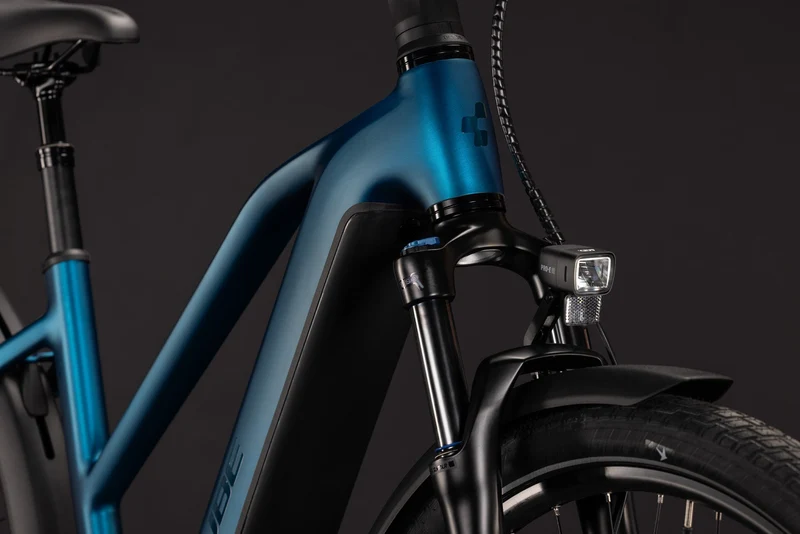 CUBE Touring Hybrid Pro 800 electricblue´n´prizm