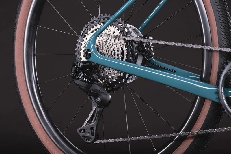 CUBE Nuroad C:62 EX surfblue´n´black