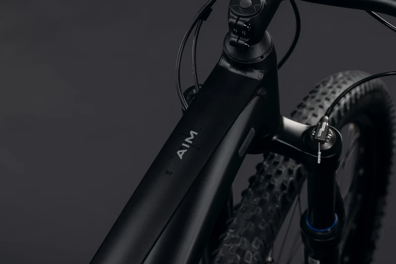 Cube Aim SLT soot´n´black 2027