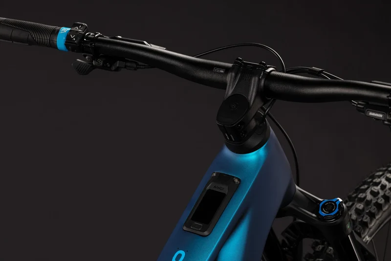 Cube Stereo Hybrid ONE44 HPC EXC 800 nebula´n´blue 2027