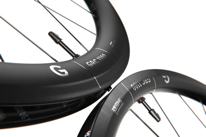 DT Swiss Laufrad GRC 1100 DICUT 29" 622 x 50 mm Schwarz - leichtes Gravel-Carbonrad