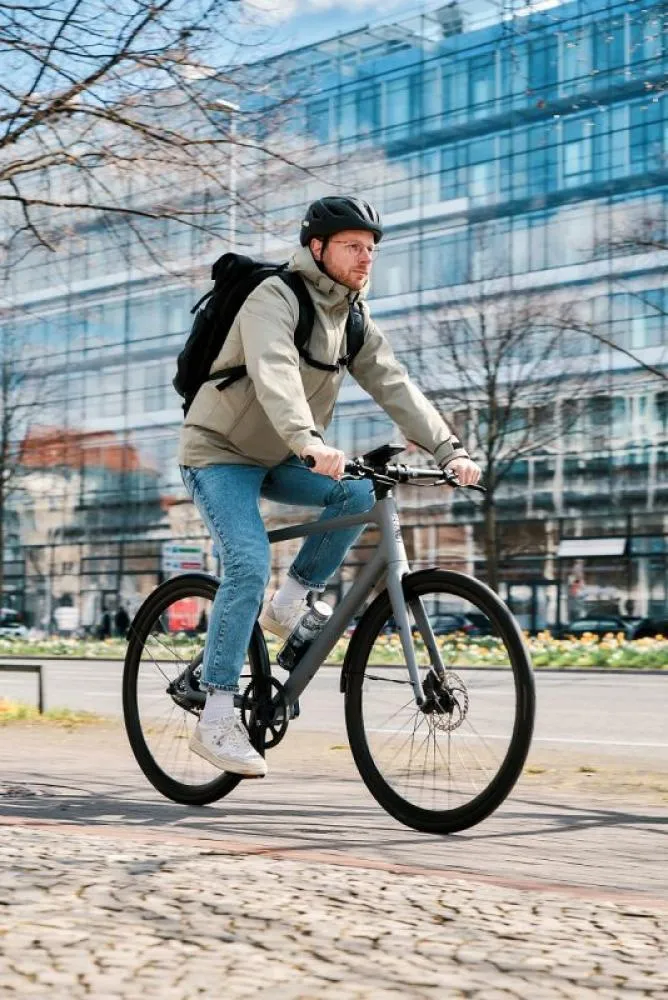 Fidlock TWIST bottle 700 life Set mit Bike Base, 700 ml, robustes Tritan, magnet-mechanische Halterung, große Trinköffnung, transparent schwarz