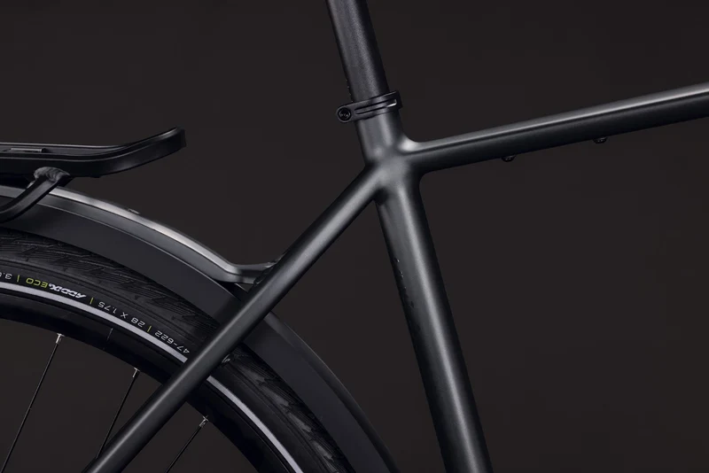 CUBE Kathmandu ONE blackforest´n´chrome