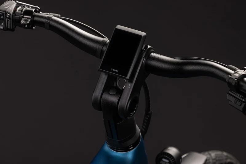 CUBE Kathmandu Hybrid SLX 800 nebula´n´prizm