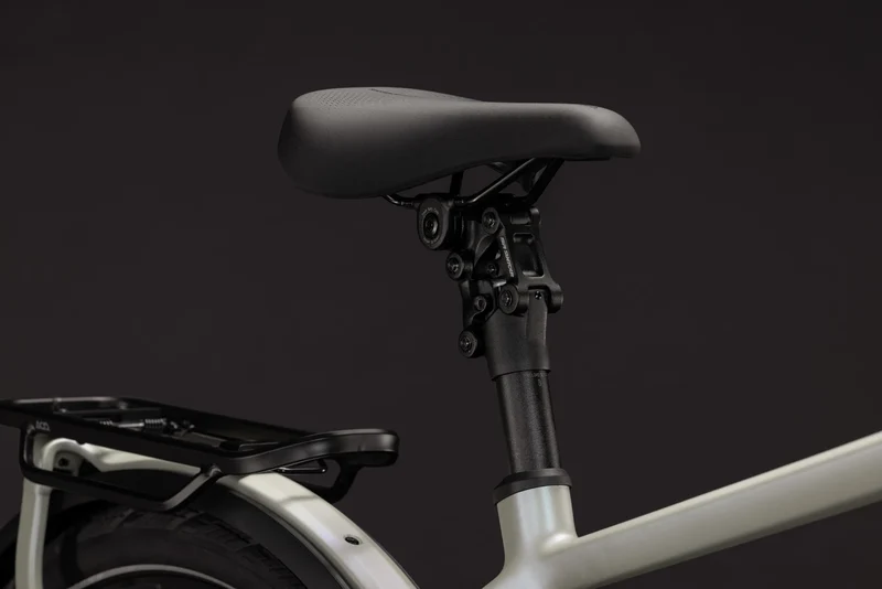 Cube Kathmandu Hybrid Deluxe EXC 800 glintsand´n´black 2027