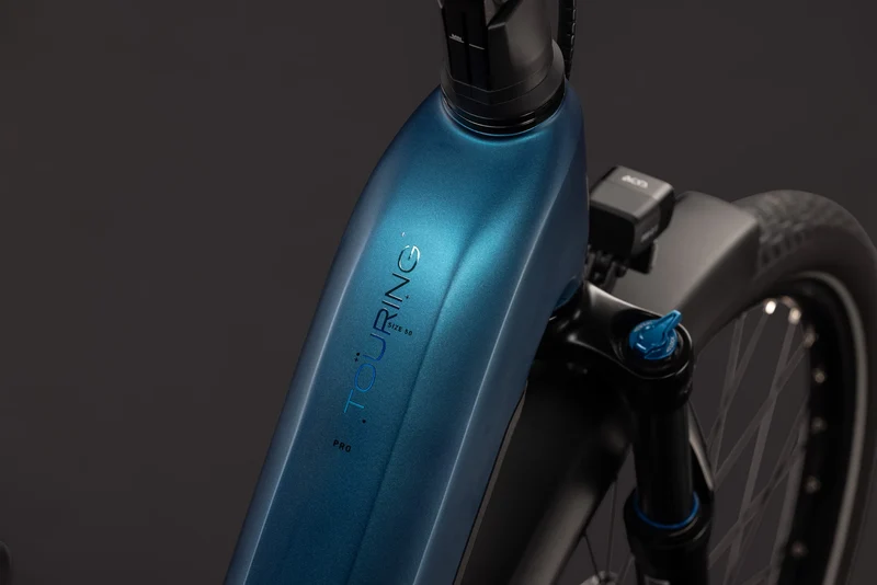 Cube Touring Hybrid Pro 800 electricblue´n´prizm EE 2027