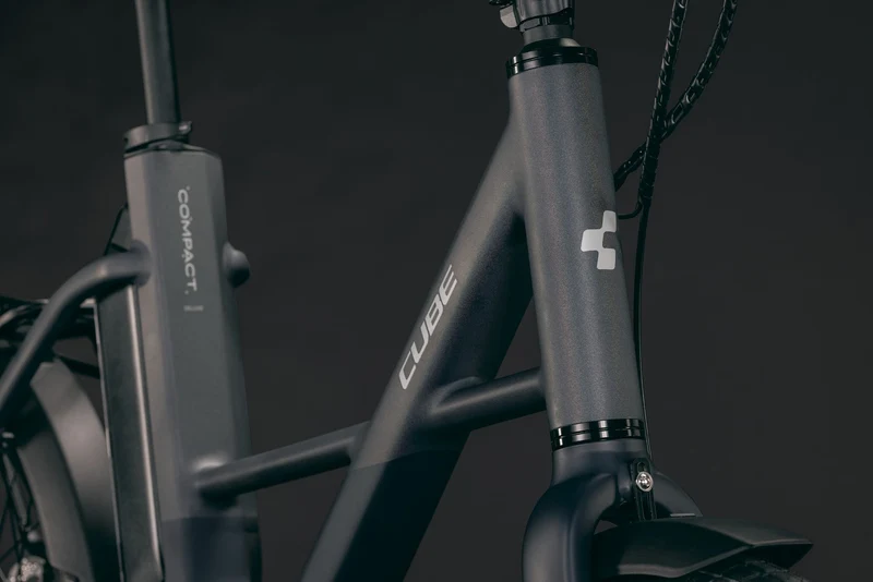 CUBE Compact Hybrid Deluxe 540 nightsky´n´grey
