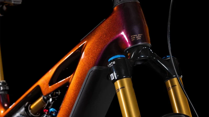 CUBE Stereo Hybrid ONE77 HPC SLT 800 solareclipse´n´bronze