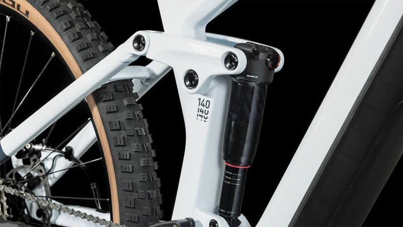 CUBE Stereo Hybrid 140 HPC Pro 625 frostwhite´n´grey