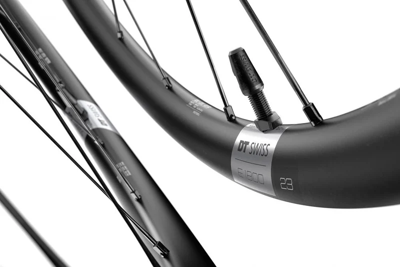 DT Swiss Laufrad E 1800 SPLINE 29" 622 x 23 mm schwarz - zuverlässiges Tubeless Disc-Vorderrad