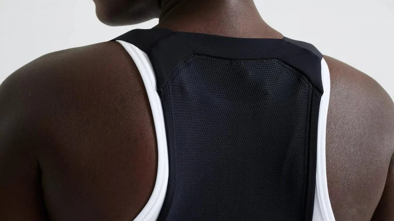 SBC FOUNDATION Damen Trägerhose Kurz - Recycelte Radhose Schwarz Größe L - Bibshort