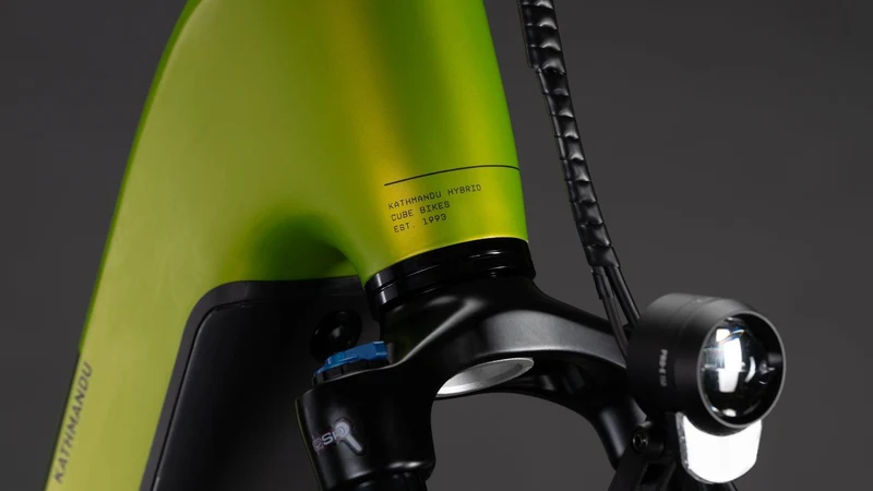 CUBE Kathmandu Hybrid Pro 800 lizard´n´black