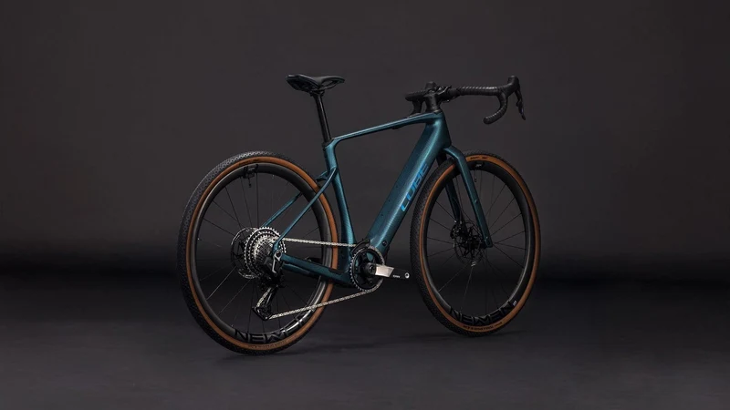 CUBE Nuroad Hybrid C:62 SLT 400X royalgreen´n´crisscross