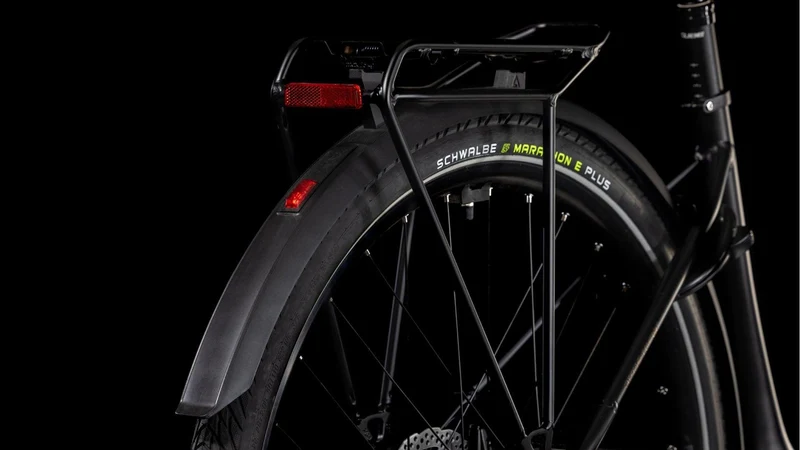 CUBE Supreme Hybrid Comfort SLX 625 black´n´metal
