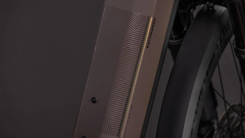 CUBE Kathmandu Hybrid EXC 800 cedar´n´chrome