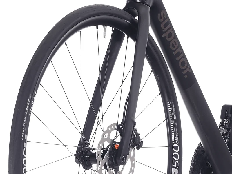Superior RR 9.5 matte carbon/black