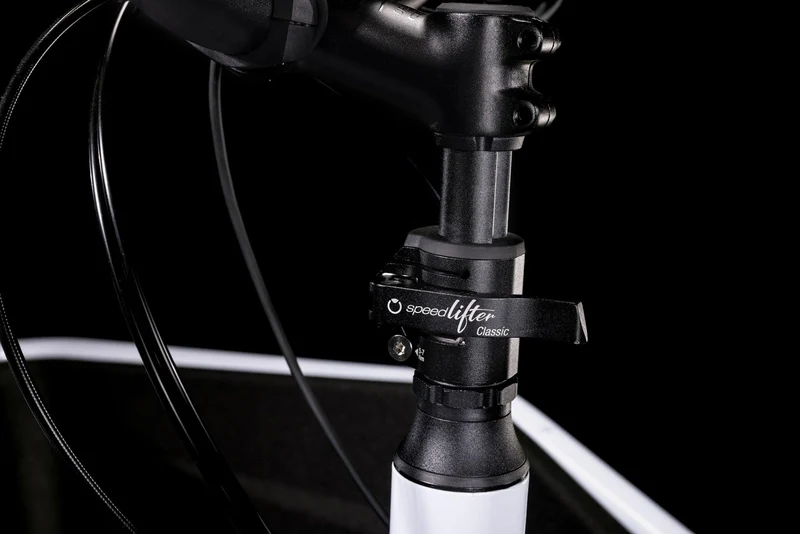 CUBE Cargo Sport Hybrid 500 flashwhite´n´black