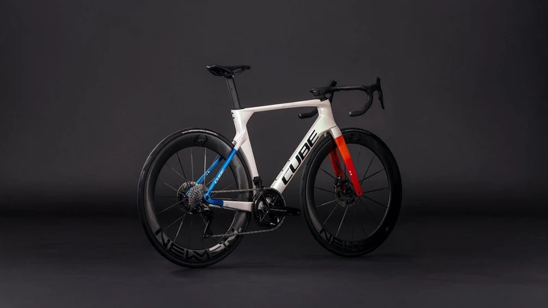 CUBE Litening AERO C:68X SLT teamline