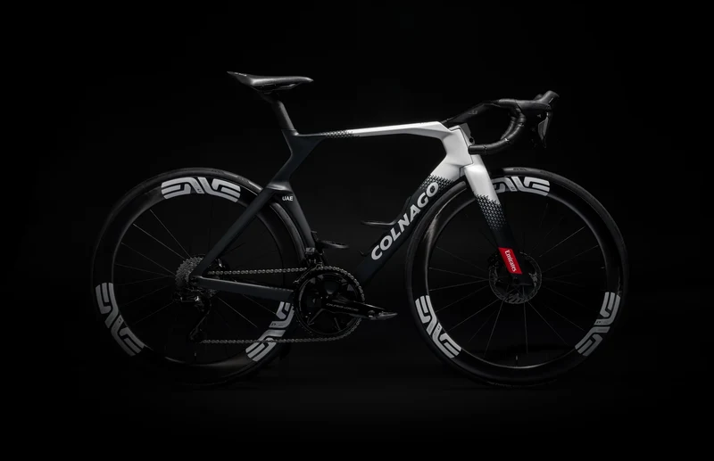 Colnago Y1RS Disc Sram Red AXS E1 black/white 2026