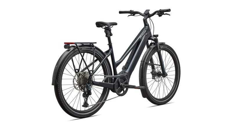 Specialized Vado 5.0 Step Through Gloss Castblack / Satin Silver Reflective 2026