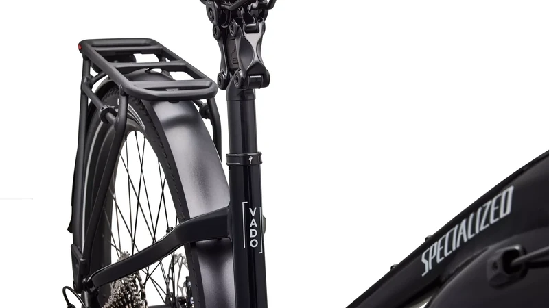 Specialized Vado 5.0 Step Through Gloss Castblack / Satin Silver Reflective 2026