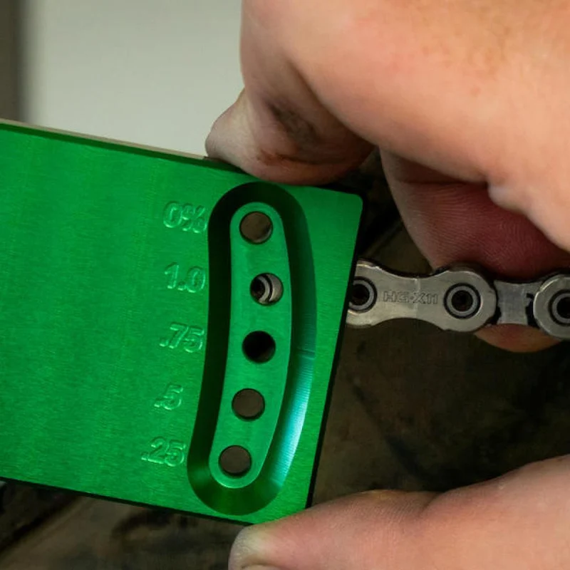 Abbey Tools Kettenverschleißlehre LL Chain Wear Standard Grün - präzise Kettenverschleißmessung