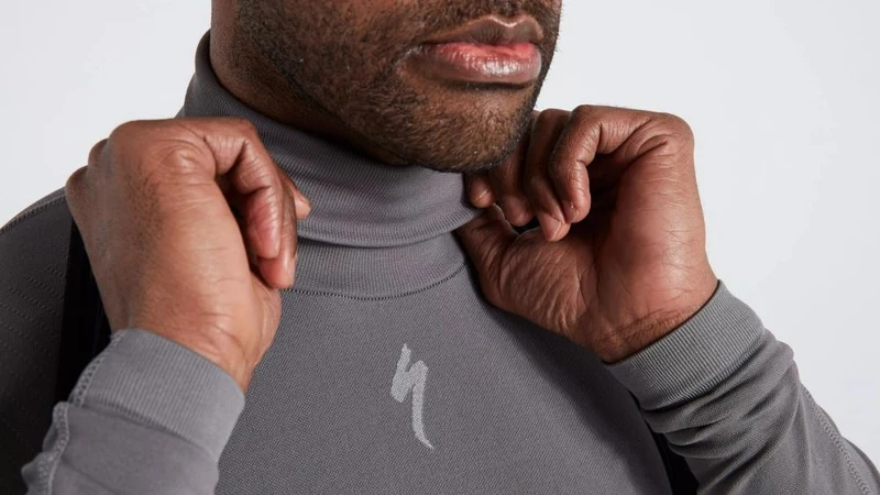 SEAMLESS ROLL NECK BASELAYER LS MEN GRY S/M - Bekleidung