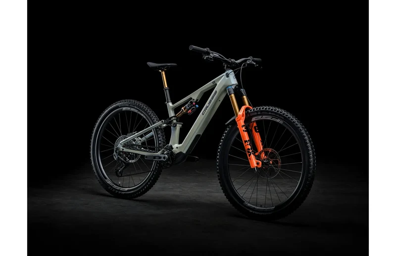 Crussis e-Full 12.11-PRO 600 silver/green 2026