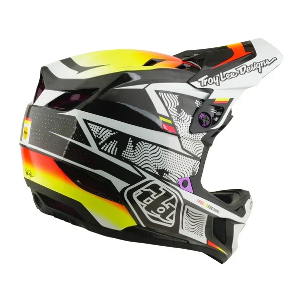 Troy Lee Designs D4 Carbon Mips Helm Lined Up