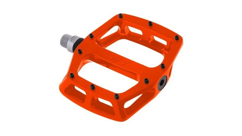 DMR V12 Pedal