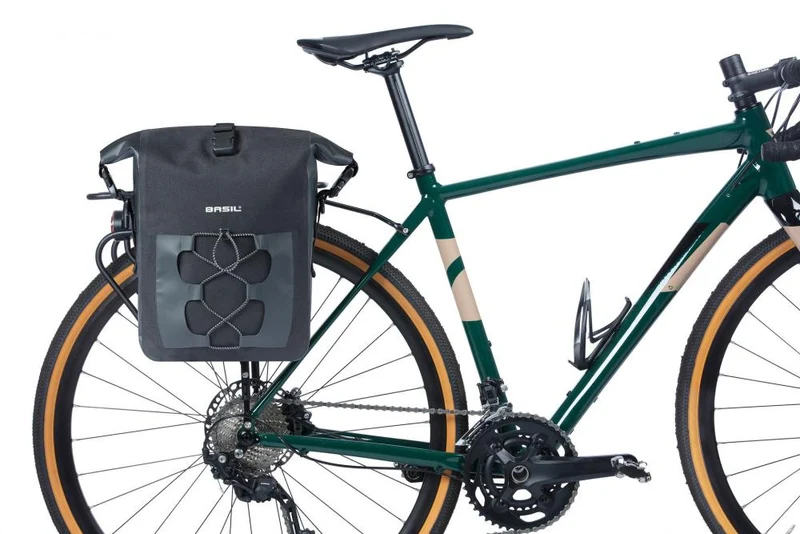 Basil Einzelpacktasche Navigator Waterproof M 24x14x34cm, 14ltr, MIK Studs